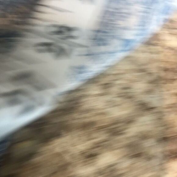 American Dream Medium Cream and Blue Hi Low Top - Picture 6 of 11